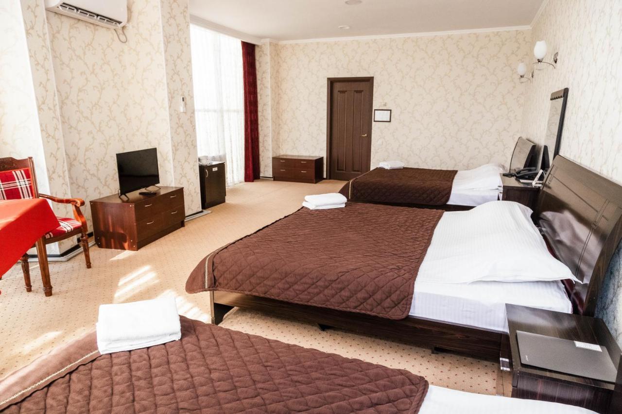 Golden Palace Aktau  Luaran gambar