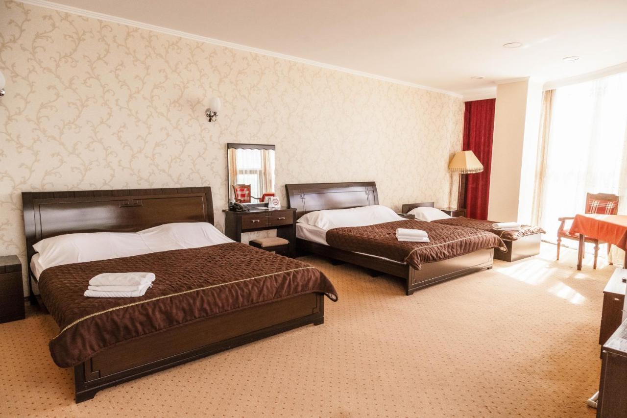 Golden Palace Aktau  Luaran gambar
